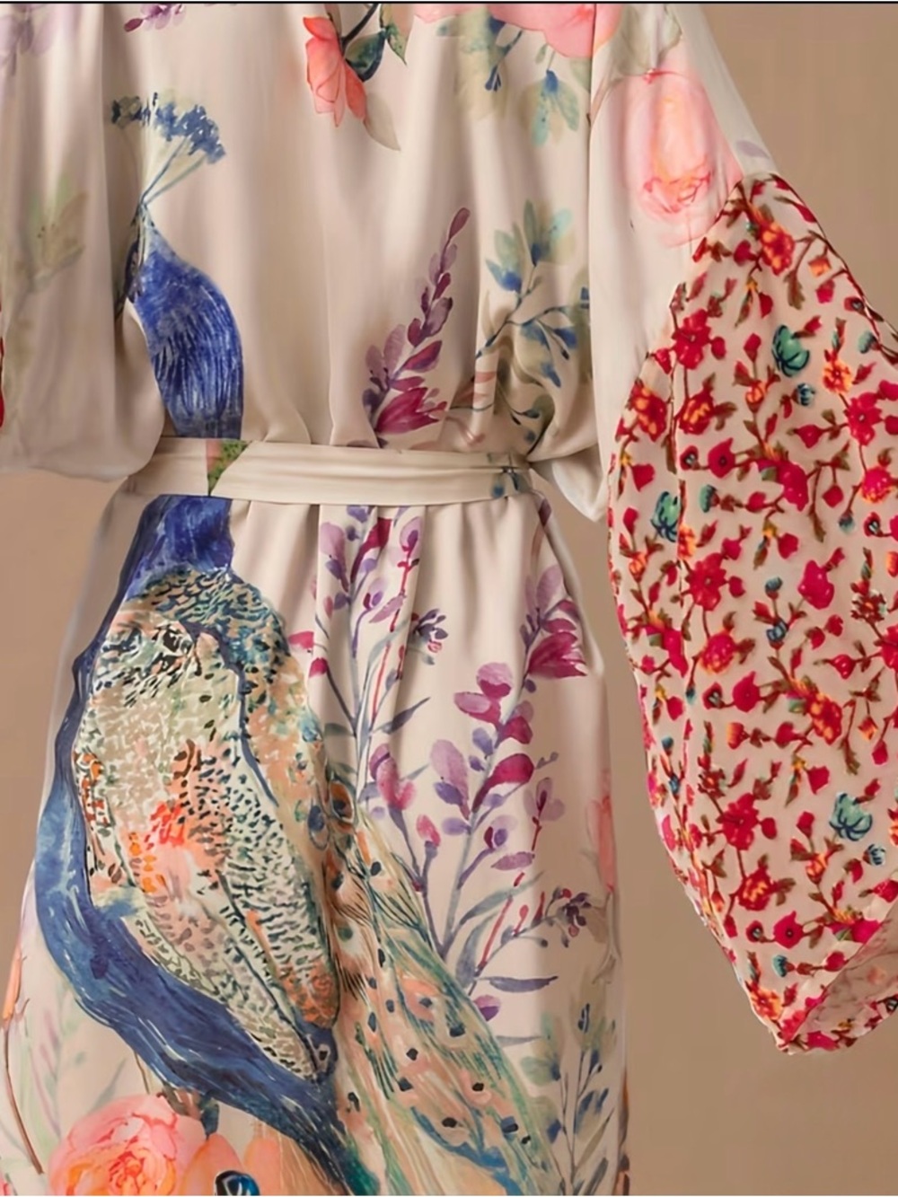 Floral & Peacock  Kimono Robe in Cream and Pink - Picture 5 of 7